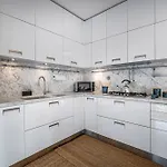 Yid Penthouse On River With Parking Appartement Florence