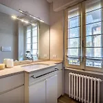 Yid Penthouse On River With Parking Appartement Florence
