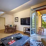 Yid Penthouse On River With Parking *