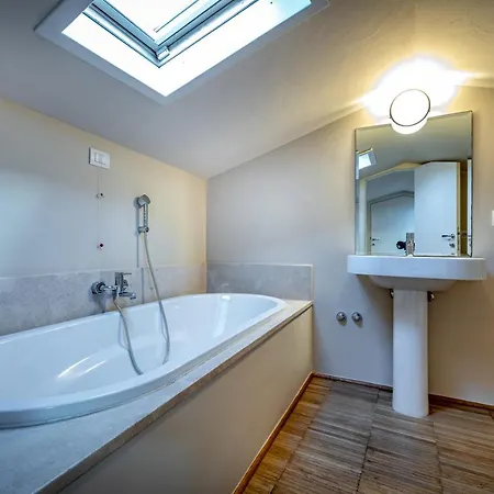 Apartment Yid Penthouse On River With Parking