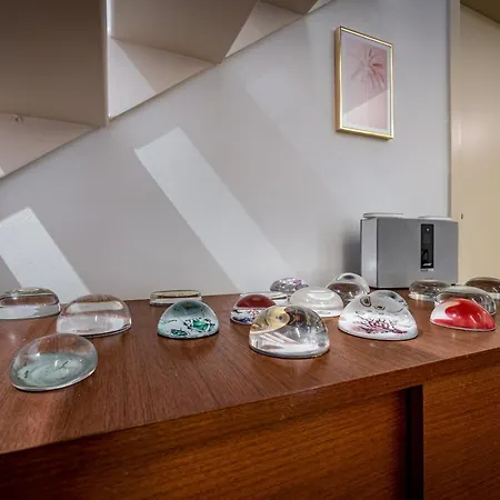 Yid Penthouse On River With Parking Apartment *