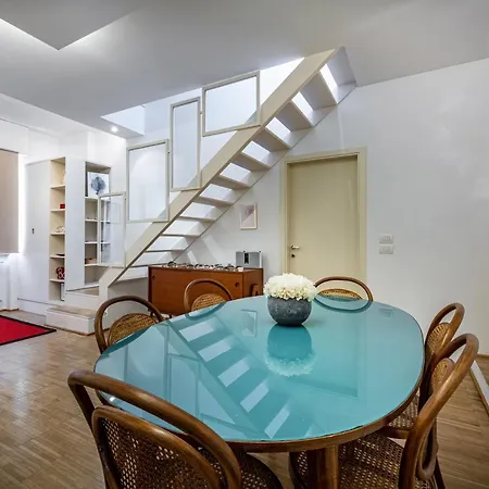 Yid Penthouse On River With Parking Apartment